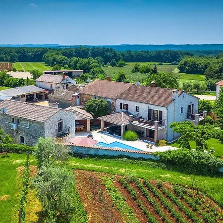 Gospodi Сasa de vacaciones